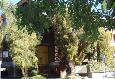 Main picture of 10965 Fruitland Dr
