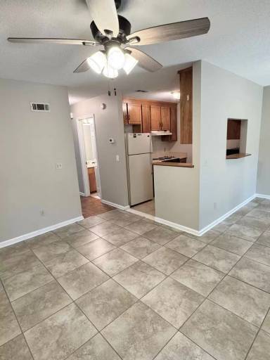 Main picture of 126 Woodfield Pl