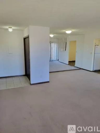 Main picture of 500 Oxcart Rd