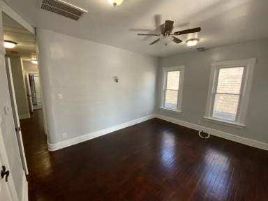 Main picture of 263 Division St