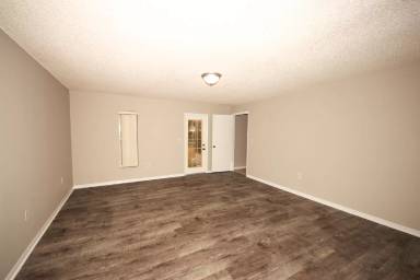 Main picture of 4411 Foxboro Dr