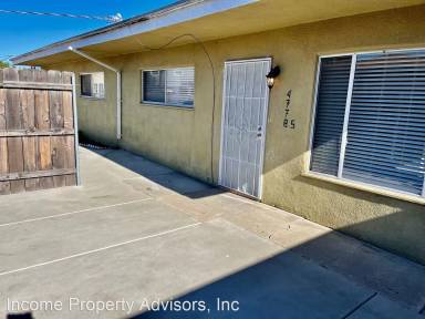 Main picture of 4778 1/2 Castle Ave