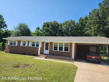 Main picture of 1138 Riverside Cir
