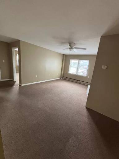 Main picture of 173 W Mechanic St