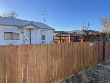 Main picture of 1305 N Hancock Ave