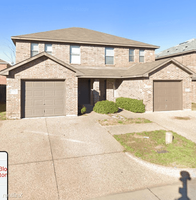 Main picture of 2321 Bloomfield Dr