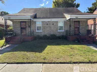 Main picture of 985 Marble Ave