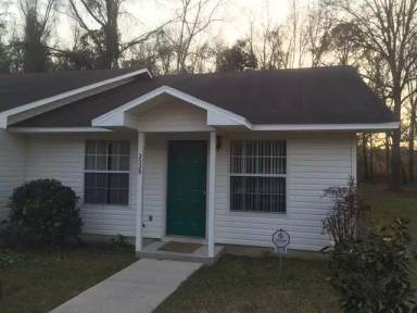 Main picture of 2586 Chateau Ln