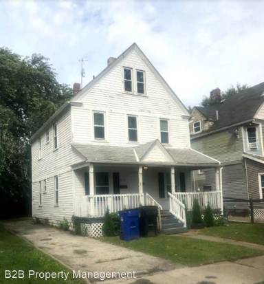Main picture of 8708 Willard Ave