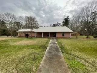 Main picture of 45460 Pine Hill Rd