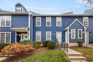 Main picture of 987 Roundhouse Ct
