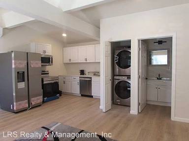 Main picture of 22248 Vanowen St