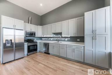 Main picture of 2620 N Milwaukee Ave