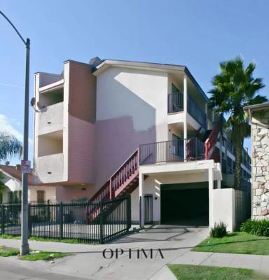 Main picture of 753 Cerritos Ave
