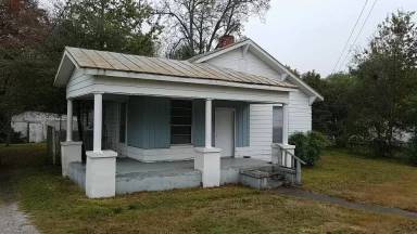 Main picture of 1942 Kissingbower Rd