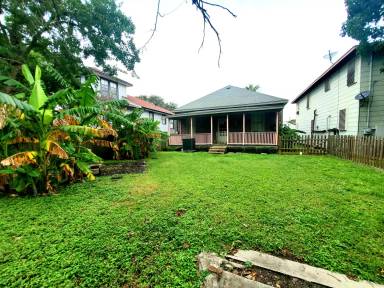 Main picture of 3115 Avenue Q