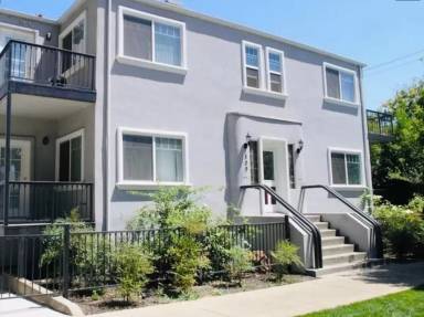 Main picture of 813 F St