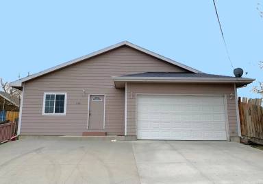 Main picture of 1136 S Walnut St