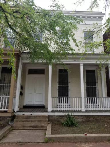 Main picture of 518 W Clay St