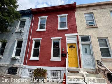 Main picture of 537 Moore St