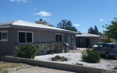 Main picture of 14624 Willow St