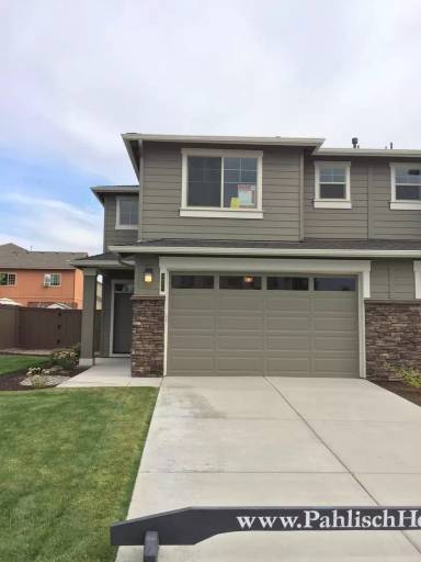 Main picture of 3035 SW Black Butte Ln