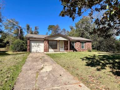 Main picture of 2042 Little River Ln