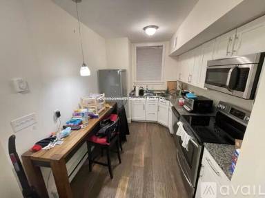 Main picture of 48 Beacon St