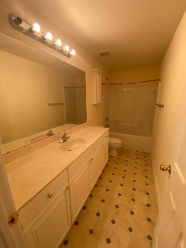 Main picture of 1785 Summerwoods Ln
