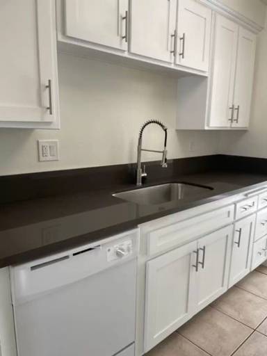 Main picture of 4381 Howard Ave