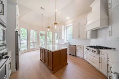 Main picture of 7523 Steeple Dr