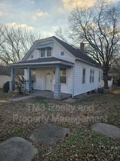 Main picture of 819 N 9th St
