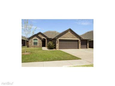 Main picture of 10825 NW 35th St