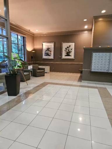 Main picture of Kenwood Place Condominium