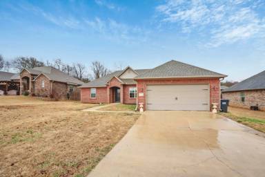 Main picture of 4703 Cory St