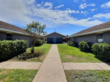 Main picture of 1111 Wisteria Ave