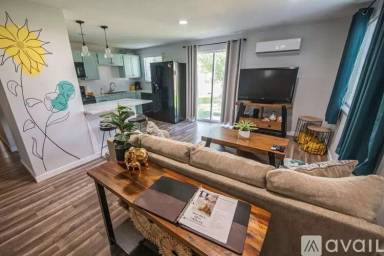 Main picture of 3909 N Patricia Ln
