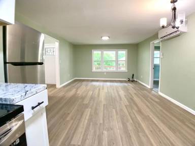 Main picture of 421 Poston St
