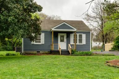 Main picture of 296 Vivelle Ave