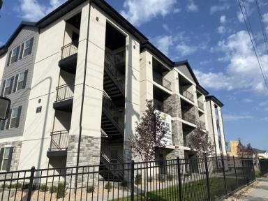 Main picture of Seth Spring