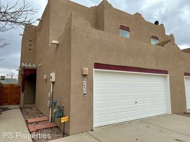 Main picture of 4828 Sun Cove Rd NE