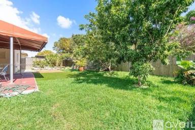 Main picture of 20383 SW 87th Pl