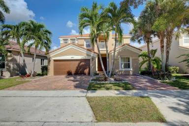 Main picture of 15711 SW 53rd Ct