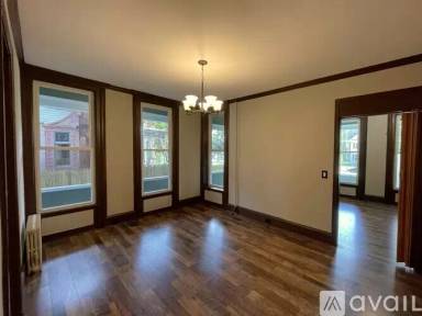 Main picture of 524 W Water St