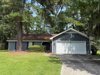 Main picture of 126 E Sagebrush Ln