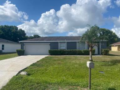 Main picture of 365 Dundee Dr