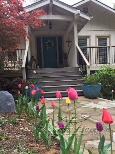 Main picture of 13566 Peardale Rd