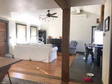 Main picture of 36 Olive St