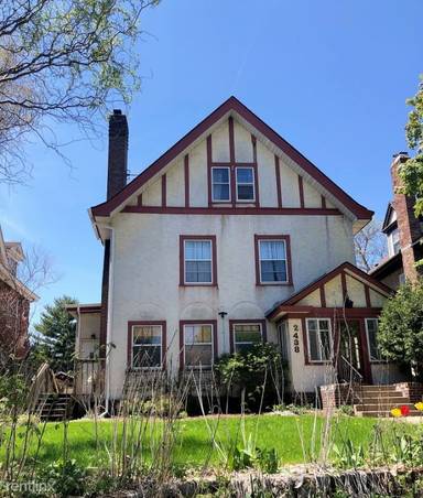 Main picture of 2438 Pillsbury Ave S