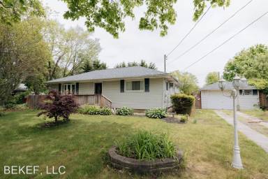 Main picture of 135 Diana Dr